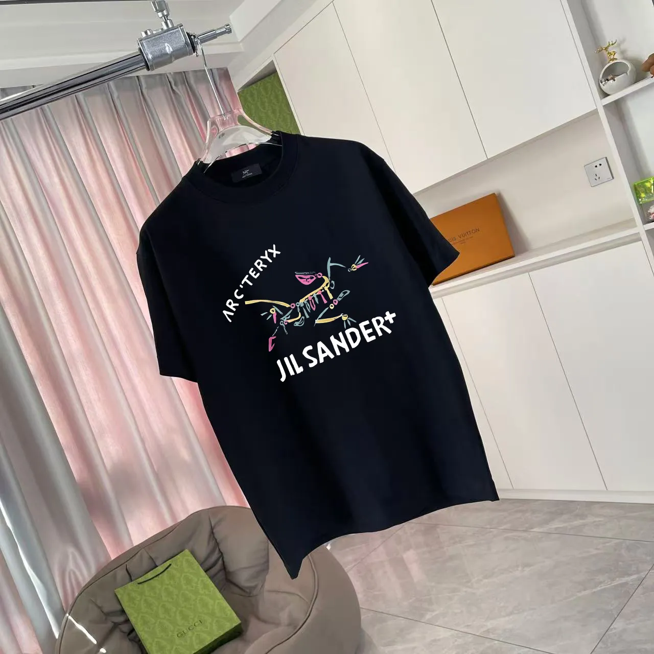 ARC'TERYX* 2025 New Arrival logo t g Same Style Size：S M L XL XXL ：Black White Green Red Gray